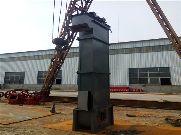 TD皮帶斗式提升機